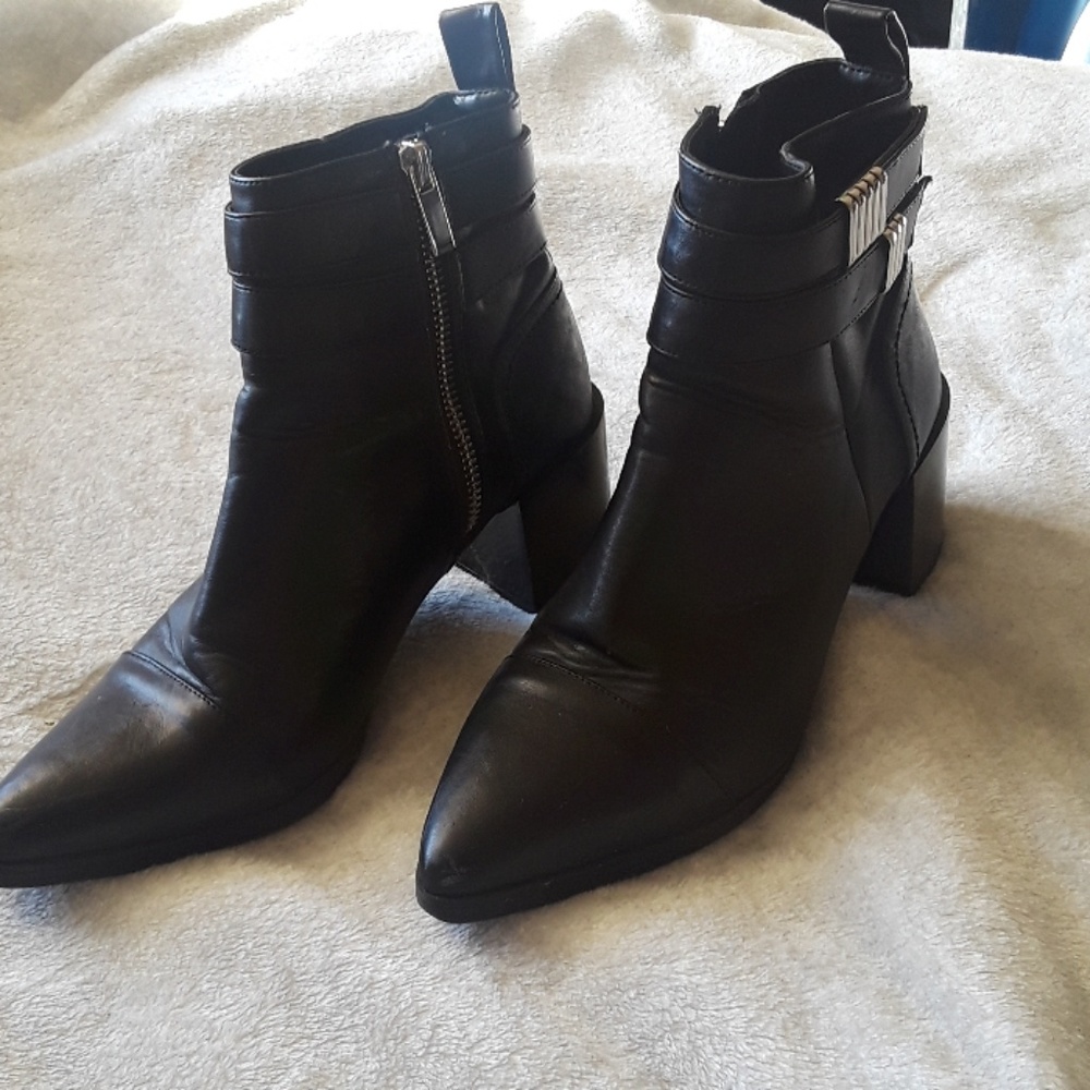 Ankle boots